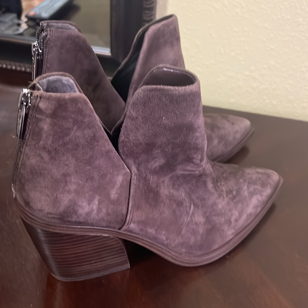 Vince Camuto boots Size 8 New